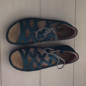 Noat leather sandals, women’s size 37 (us7).